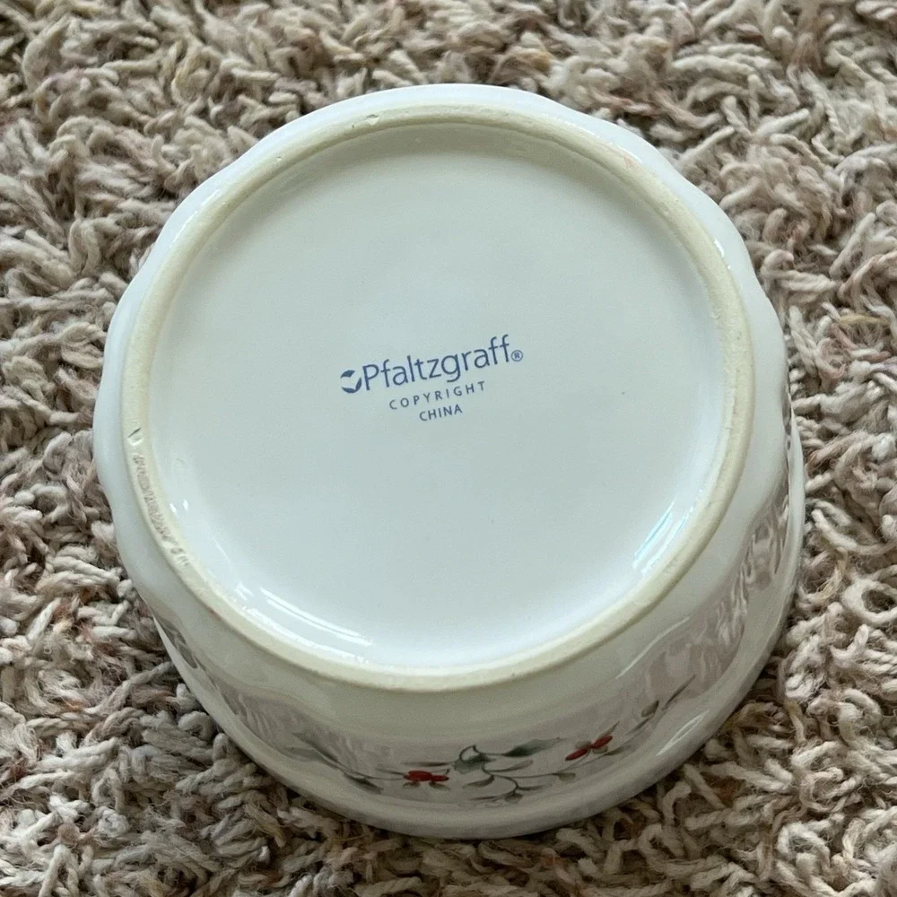Pfaltzgraff winterberry vintage